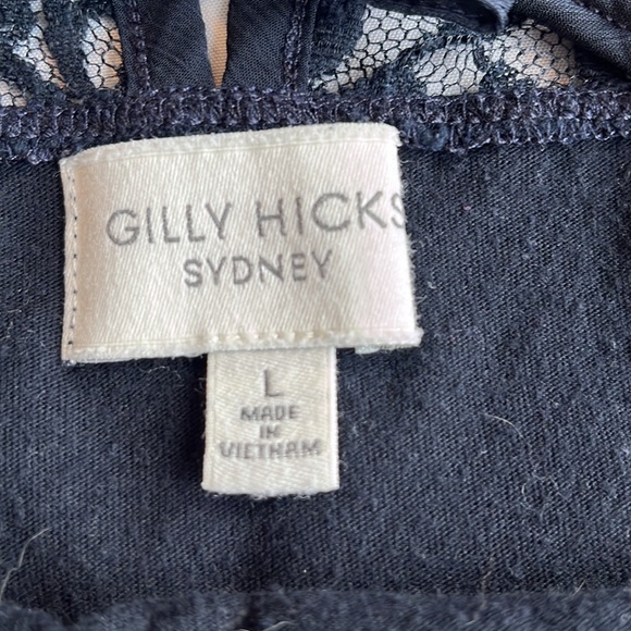 Gilly Hicks navy lace blouse - Picture 4 of 5